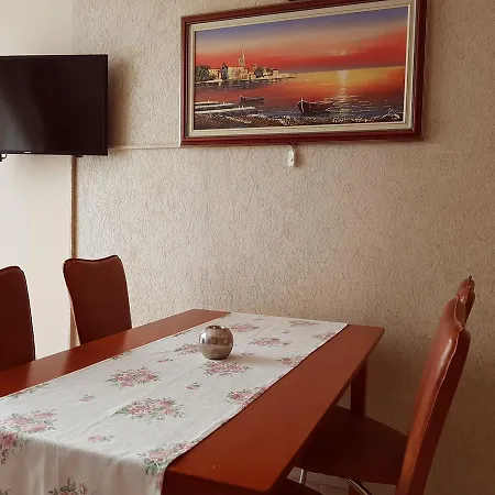 Apartament Lola